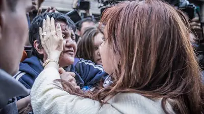 Seguí en VIVO el acto de Cristina en Arsenal Seguí en VIVO el acto de Cristina en Arsenal