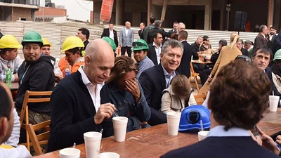 Antonia se fastidió con Macri en pleno acto y le hizo pasar un incómodo momento Antonia se fastidió con Macri en pleno acto y le hizo pasar un incómodo momento