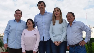 Cambiemos ya tiene su lista preparada y los candidatos se mostraron juntos en una foto Cambiemos ya tiene su lista preparada y los candidatos se mostraron juntos en una foto