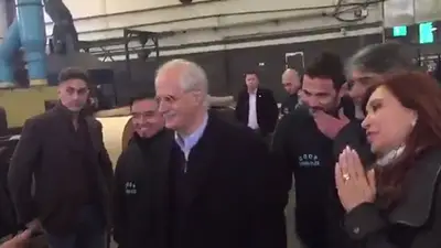 Cristina visitó Cuero Flex, la cooperativa de trabajo azotada por el tarifazo Cristina visitó Cuero Flex, la cooperativa de trabajo azotada por el tarifazo