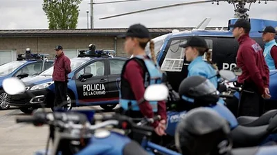 El Gobierno otorgó un aumento del 20 por ciento a las Fuerzas de Seguridad El Gobierno otorgó un aumento del 20 por ciento a las Fuerzas de Seguridad