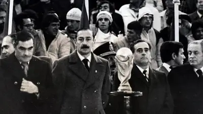 "Papelitos" el proyecto que recupera 78 historias sobre el Mundial '78 en el marco de la dictadura "Papelitos" el proyecto que recupera 78 historias sobre el Mundial '78 en el marco de la dictadura
