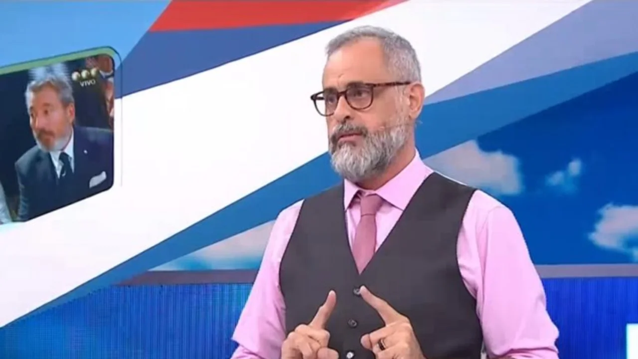 Rial cargó contra Mirtha: "Se ve que en El Trece le van a dar una patada en el culo