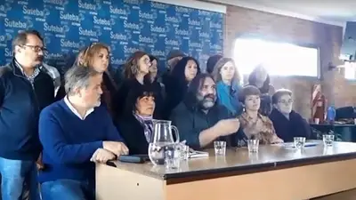 Baradel: "Si no hay coincidencias con la CGT, habrá paro la semana que viene" Baradel: "Si no hay coincidencias con la CGT, habrá paro la semana que viene"