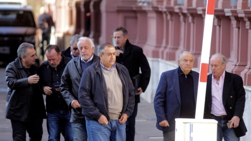Sindicatos y dirigentes sindicales