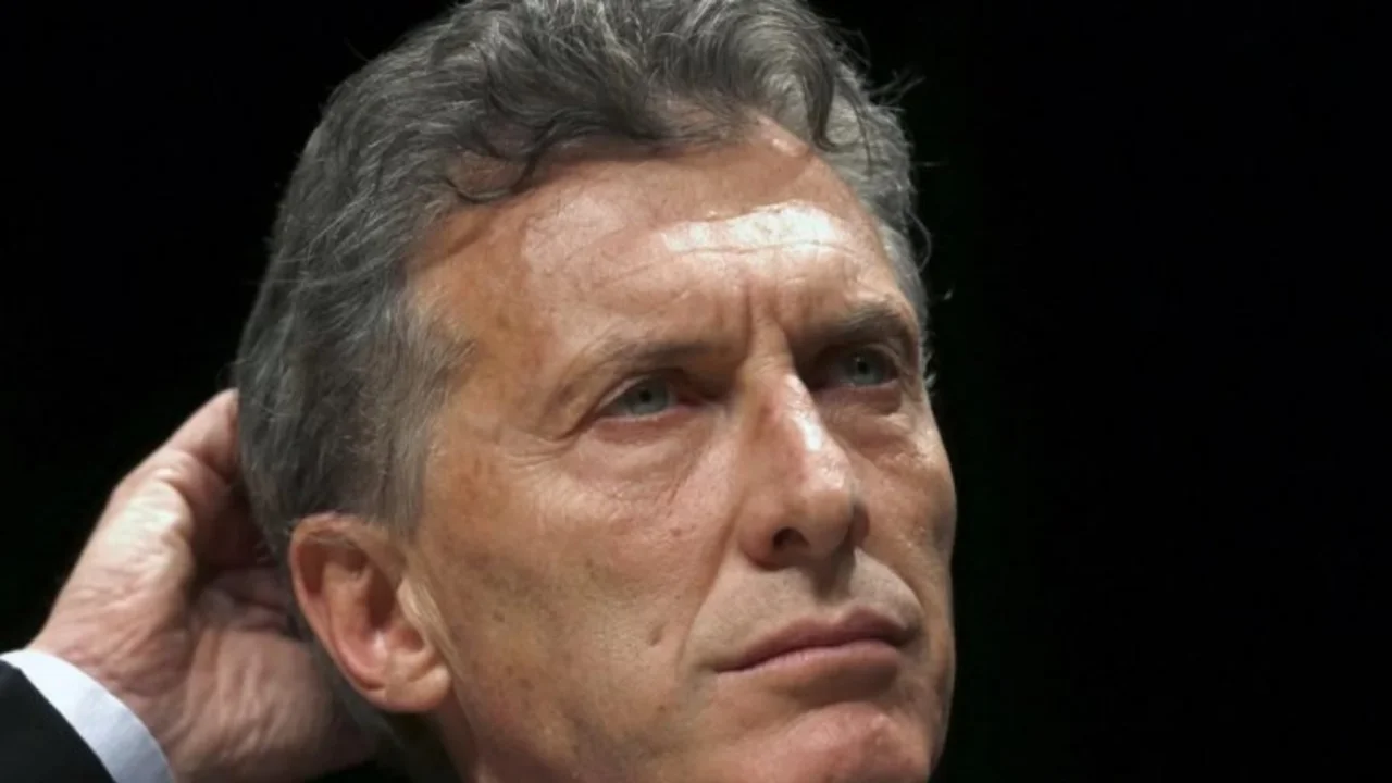 En medio del debate por el aborto, Macri camufló el acuerdo con el FMI