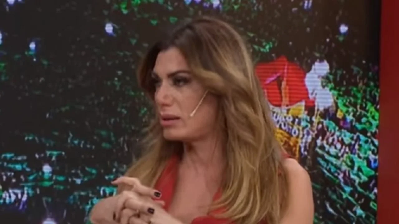El emotivo agradecimiento de Flor de la V a la diputada Lospenatto