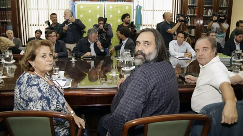 Fallan a favor de los docentes bonaerenses y exigen aplicar la cláusula gatillo