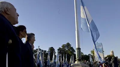 La Multisectorial de Rosario cruzó a Macri por no ir al Día de la Bandera La Multisectorial de Rosario cruzó a Macri por no ir al Día de la Bandera