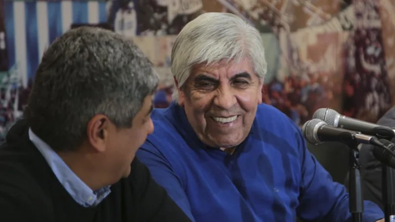 Moyano: "El paro es para que Macri escuche a la gente"