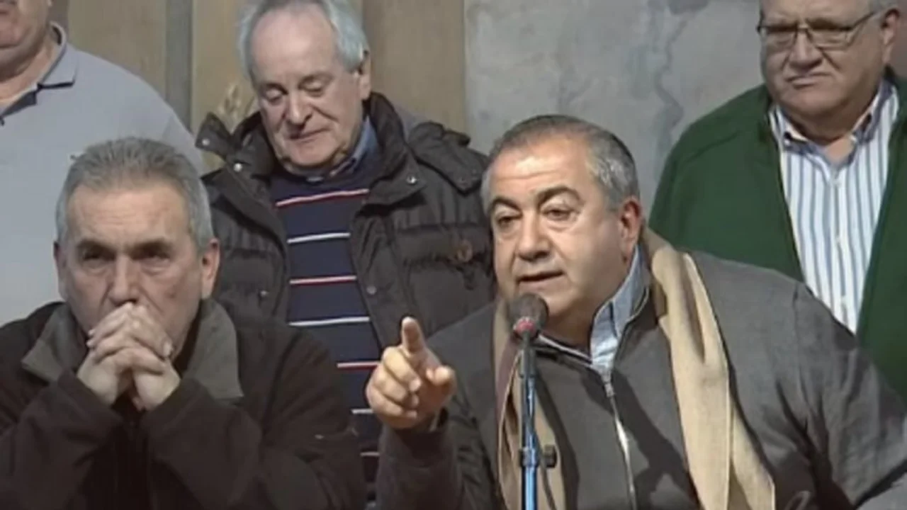 Héctor Daer cruzó a Mauricio Macri y le recordó su pasado peronista