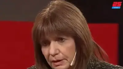 Bullrich desafió a la CGT: "Hagan un paro con transporte, para ver cuánta gente para" Bullrich desafió a la CGT: "Hagan un paro con transporte, para ver cuánta gente para"