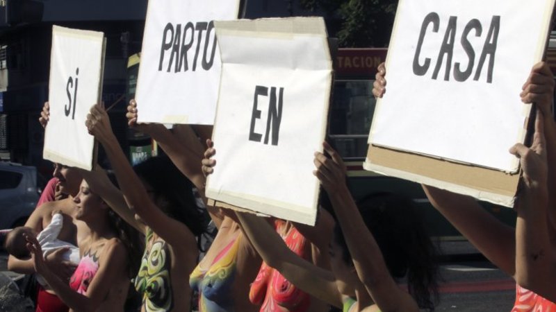 Un proyecto del PRO pone en riesgo la posibilidad de realizar partos domiciliarios