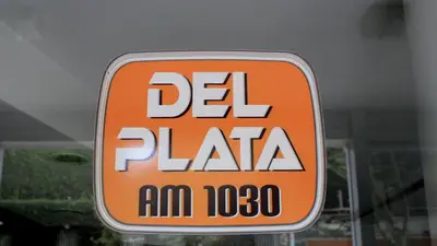 Crisis en los medios: nueva ola de despidos en Radio del Plata Crisis en los medios: nueva ola de despidos en Radio del Plata