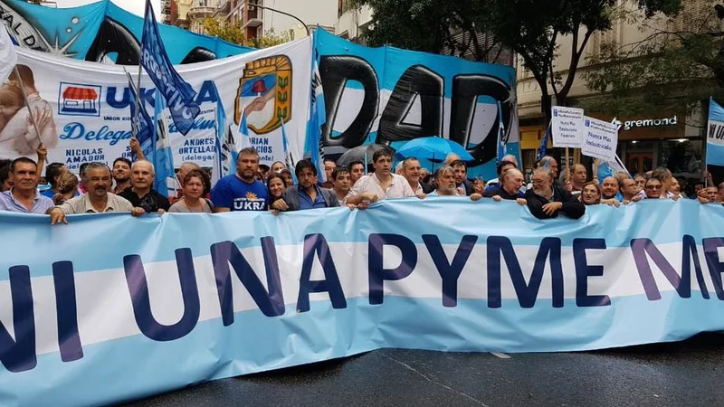 Crisis económica: pymes denuncian que se pierden mil puestos de trabajo por día 