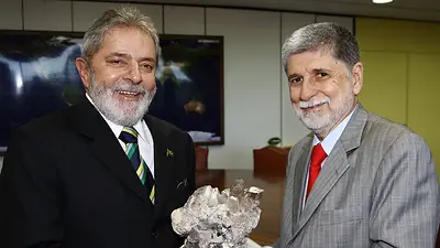 Celso Amorim, ex canciller de Lula Da Silva y Dilma Rousseff, expresó su apoyo a la fórmula Fernández - Fernández Celso Amorim, ex canciller de Lula Da Silva y Dilma Rousseff, expresó su apoyo a la fórmula Fernández - Fernández