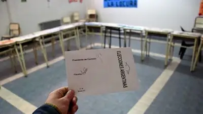 Elecciones, cuarto oscuro, votación Elecciones, cuarto oscuro, votación