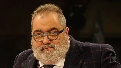 Jorge Lanata agredió a El Destape y comparó a Fernando Iglesias con Luis D'Elía Jorge Lanata agredió a El Destape y comparó a Fernando Iglesias con Luis D'Elía