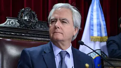 El desubicado festejo de Pinedo por la derogación del protocolo de interrupción del embarazo El desubicado festejo de Pinedo por la derogación del protocolo de interrupción del embarazo