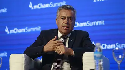 Elecciones en Mendoza: Alfredo Cornejo se despegó de Mauricio Macri Elecciones en Mendoza: Alfredo Cornejo se despegó de Mauricio Macri