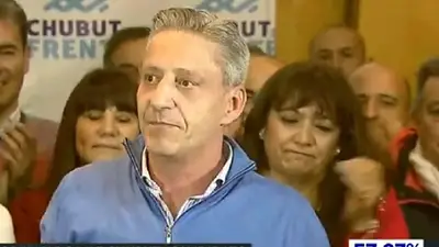 Elecciones 2019 Chubut: el guiño de Arcioni a la unidad, con Massa a su lado Elecciones 2019 Chubut: el guiño de Arcioni a la unidad, con Massa a su lado