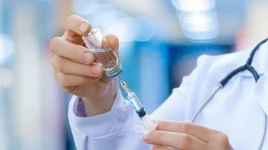 Anmat autorizó el registro de emergencia de la vacuna AstraZeneca