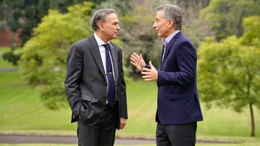 Pichetto, de alarmar por un nuevo 2001 a ser elegido por Macri para destrabar las negociaciones con el FMI