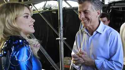 "Tini" Stoessel le cantó "Cristina" a Antonia y Mauricio Macri "Tini" Stoessel le cantó "Cristina" a Antonia y Mauricio Macri