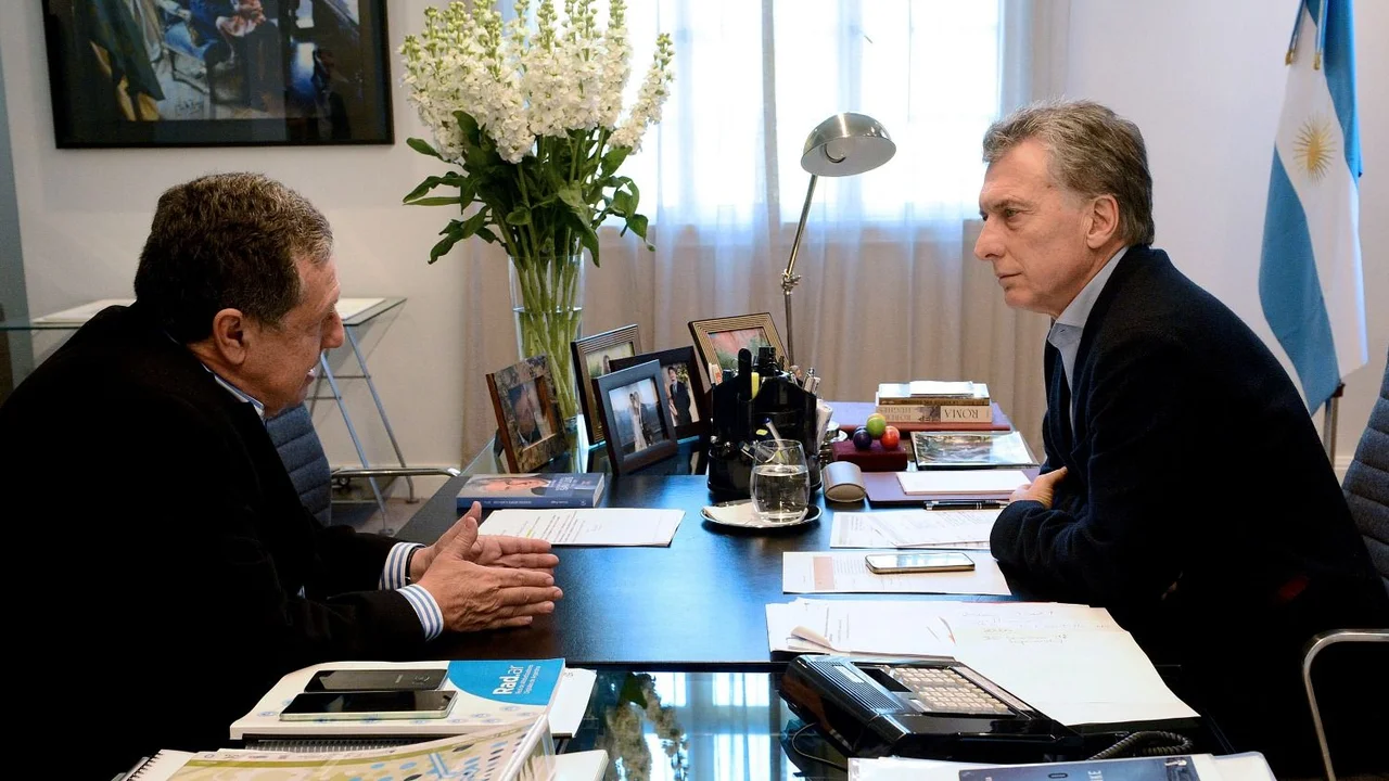 El peronismo macrista sale a la cancha: "Somos capitalistas y privatizadores"