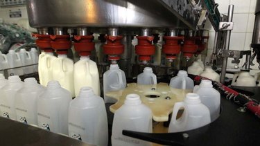Advierten que el precio del litro de leche podría llegar a los $100