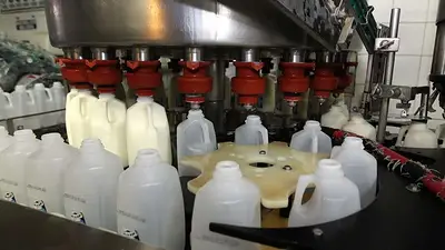 Advierten que el precio del litro de leche podría llegar a los $100 Advierten que el precio del litro de leche podría llegar a los $100