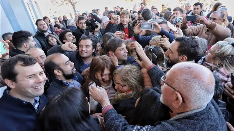 Axel Kicillof copó San Pedro y dio un mensaje ante la multitud: "La diversidad nos fortalece" 