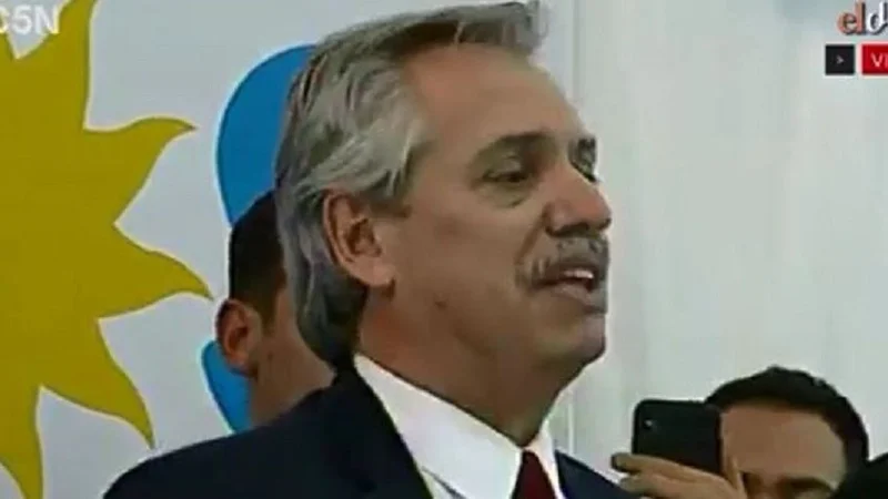 Alberto Fernández en Misiones: “Vamos a volver a encender las máquinas, levantar las persianas y devolver el trabajo"