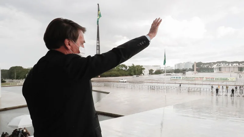Brasil: a pedido de Bolsonaro privatizan la gigante eléctrica Eletrobras