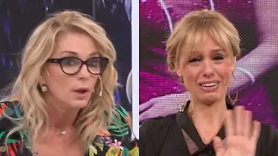 Escracharon a Yanina Latorre mientras criticaba el nuevo programa de Mariana Fabbiani Escracharon a Yanina Latorre mientras criticaba el nuevo programa de Mariana Fabbiani