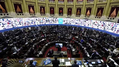 Diputado Pablo Yedlin cruzó a Juntos por el Cambio y su intento de sesionar de forma presencial Diputado Pablo Yedlin cruzó a Juntos por el Cambio y su intento de sesionar de forma presencial
