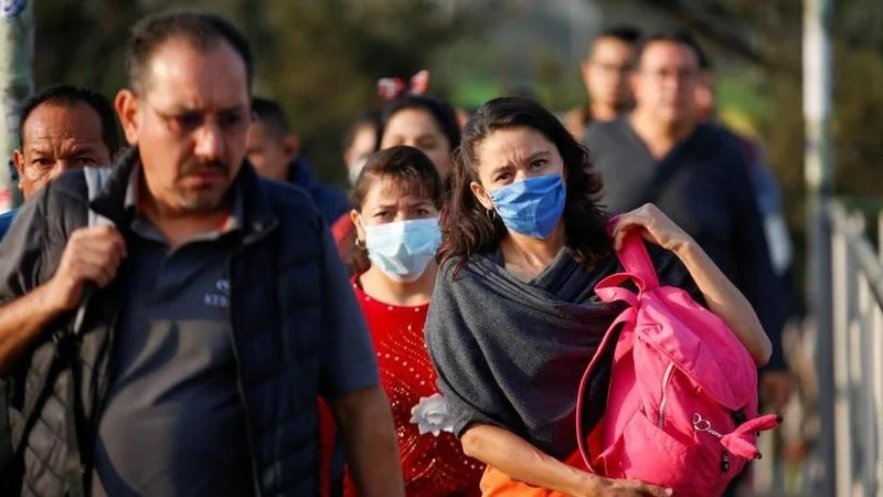 Golpeado por Ómicron, México marca récord de más 30.000 casos de coronavirus