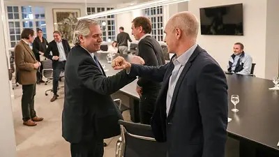 Alberto Fernández analizó el efecto cuarentena junto a Horacio Rodríguez Larreta Alberto Fernández analizó el efecto cuarentena junto a Horacio Rodríguez Larreta