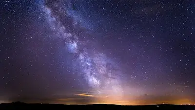 Descubren que el halo galáctico de la Vía Láctea es 10 veces más caliente de lo que se pensaba Descubren que el halo galáctico de la Vía Láctea es 10 veces más caliente de lo que se pensaba