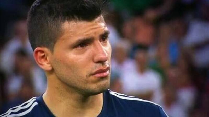 Problema familiar: el 'Kun' Agüero reveló por qué no lleva el apellido de su padre