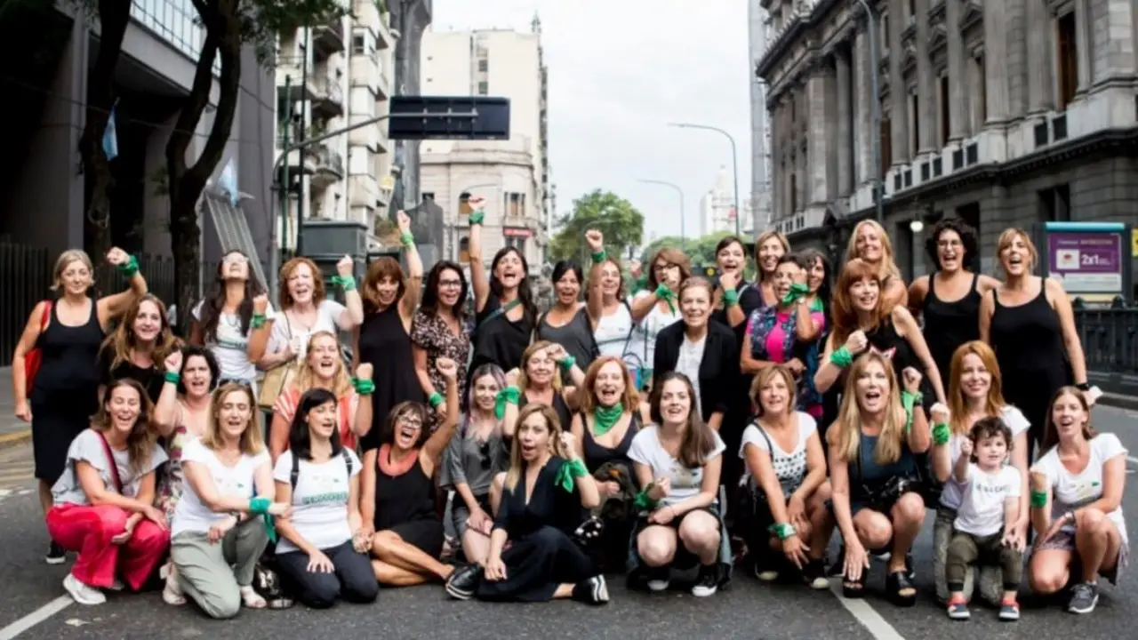 Hacia una ley de paridad de género y cupo trans en los medios de comunicación 