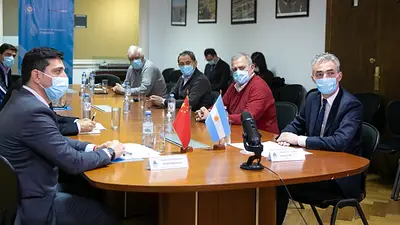 El Gobierno vuelve a comprar repuestos ferroviarios a China para las líneas Roca, Mitre y Sarmiento El Gobierno vuelve a comprar repuestos ferroviarios a China para las líneas Roca, Mitre y Sarmiento