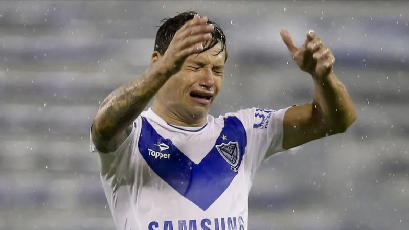 No lo perdonan: Mauro Zárate podría volver a Vélez y sus ex compañeros lo destrozaron