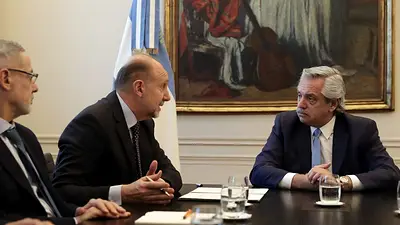 Alberto Fernández: "Acá no atentamos contra la propiedad privada, rescatamos una empresa en quiebra" Alberto Fernández: "Acá no atentamos contra la propiedad privada, rescatamos una empresa en quiebra"