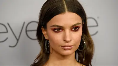 El mensaje político de Emily Ratajkowski que revolucionó las redes El mensaje político de Emily Ratajkowski que revolucionó las redes