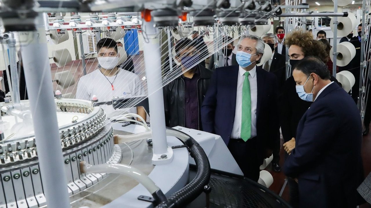 El Gobierno prepara la prórroga de la suspensión de los despidos
