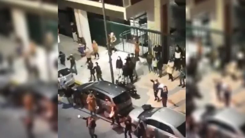 El Gobierno bonaerense le pidió a la Ciudad actuar contra los vecinos que salieron a bailar en Recoleta 