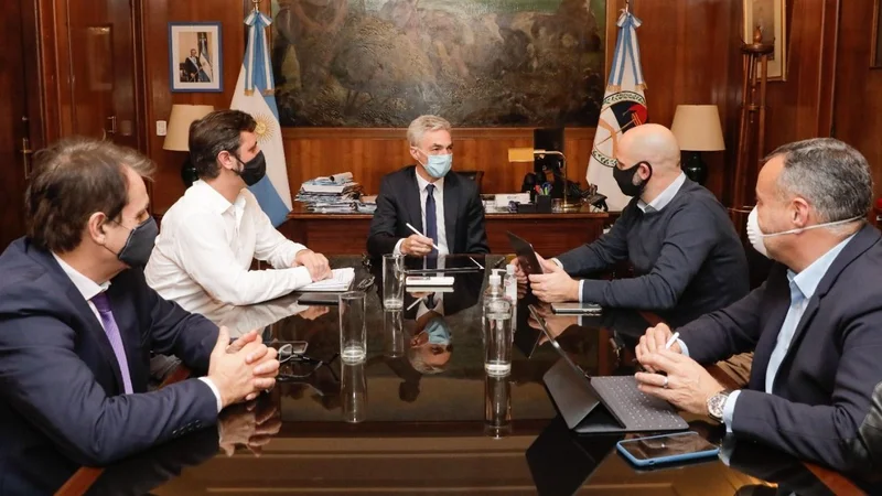 Transporte en AMBA: por el pico de contagios, habrá nuevas restricciones en Ciudad y Provincia