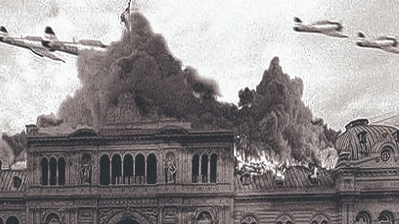 Video: impactantes imágenes en color del bombardeo a Plaza de Mayo para derrocar a Perón