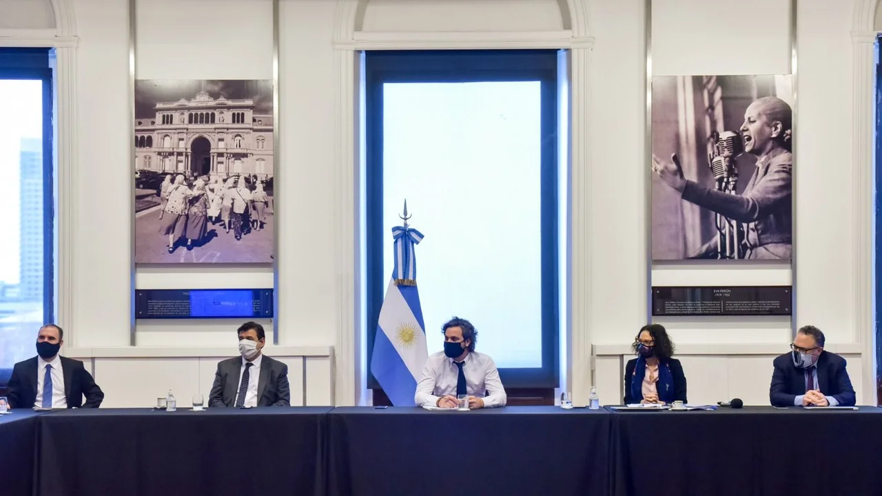El Gobierno pasa a planta permanente a 29.000 trabajadores